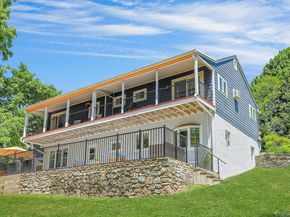 28 Summit Place, Pleasantville NY 10570