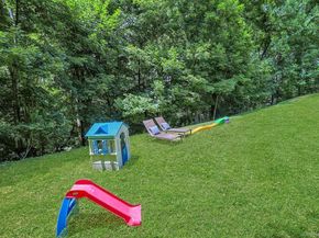 28 Summit Place, Pleasantville NY 10570