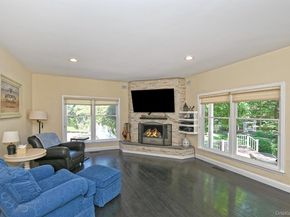 4 Hampton Court, Huntington NY 11743