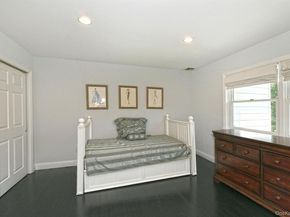 4 Hampton Court, Huntington NY 11743
