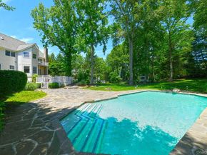 4 Hampton Court, Huntington NY 11743