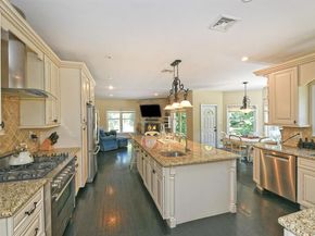 4 Hampton Court, Huntington NY 11743