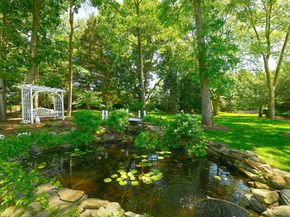 4 Hampton Court, Huntington NY 11743