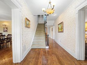 23 Townsend Road, Glen Cove NY 11542