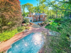 23 Townsend Road, Glen Cove NY 11542