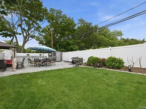 16 Penny Lane, Levittown NY 11756