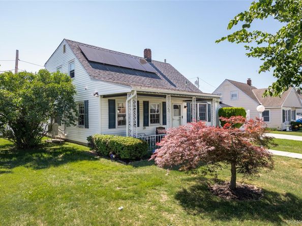 41 Andrew Lane, Levittown NY 11756
