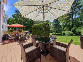 132 Willow Wood Drive, Oakdale NY 11769
