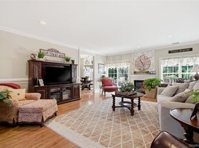 132 Willow Wood Drive, Oakdale NY 11769