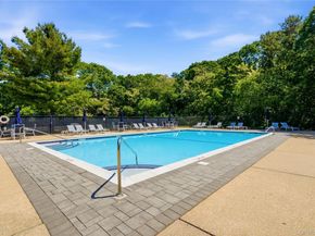 132 Willow Wood Drive, Oakdale NY 11769
