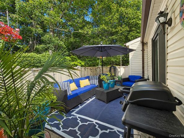 937 Skyline Drive, Coram NY 11727