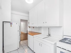 2711 Henry Hudson Parkway 6D, Bronx NY 10463