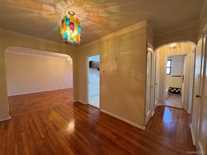 43-30 44th Street 3F, Sunnyside NY 11104