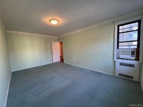 43-30 44th Street 3F, Sunnyside NY 11104