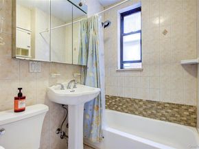 167-10 Crocheron Avenue 5R, Flushing NY 11358