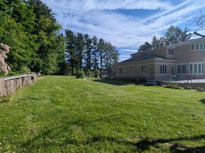 11 Dyckman Drive, Mohegan Lake NY 10547