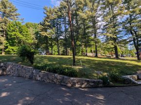 11 Dyckman Drive, Mohegan Lake NY 10547
