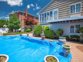 52-04 Redfield Street, Douglaston NY 11362