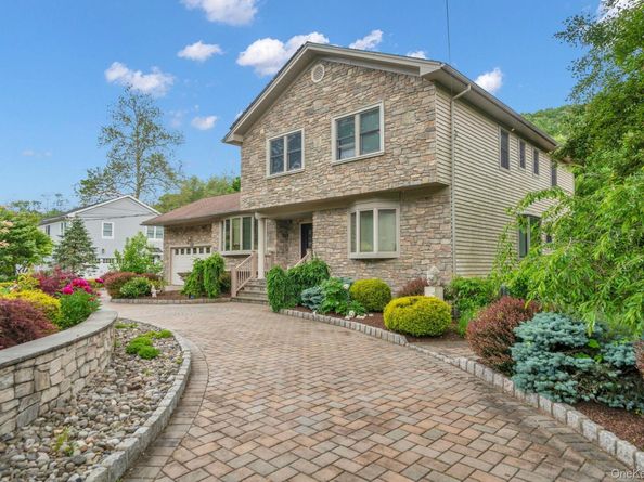 8 Pinehurst Drive, Purchase NY 10577