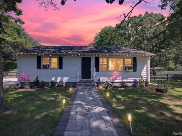 287 Whittier Drive, Mastic Beach NY 11951