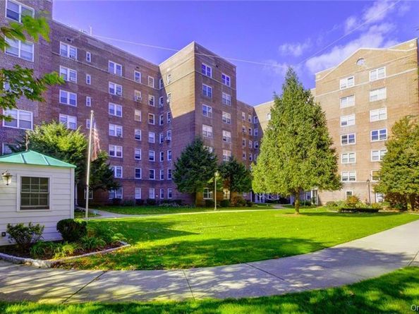 90 BRYANT Avenue E6D, White Plains NY 10605