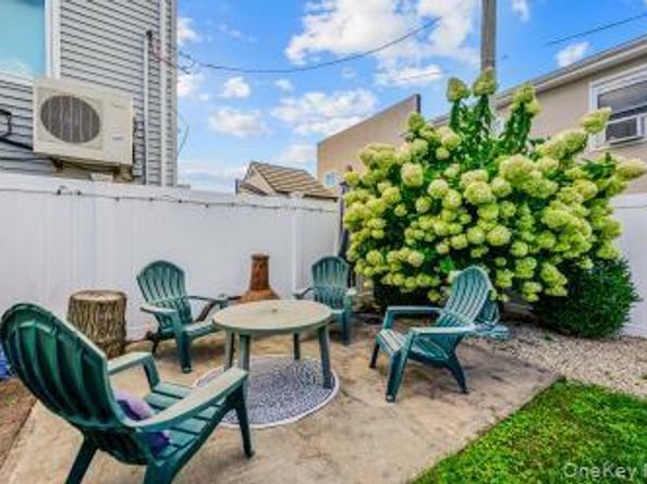 257 Neptune Boulevard, Long Beach NY 11561