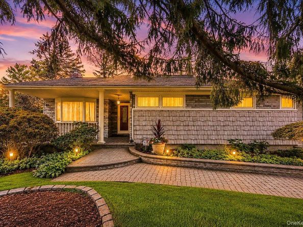 204 Franklin Street, Massapequa Park NY 11762