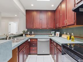 1360 9th Avenue 13, San Francisco CA 94122