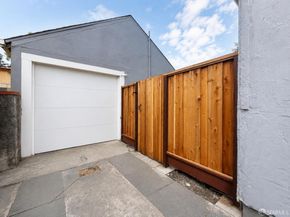 8115 Hillside Street, Oakland CA 94605