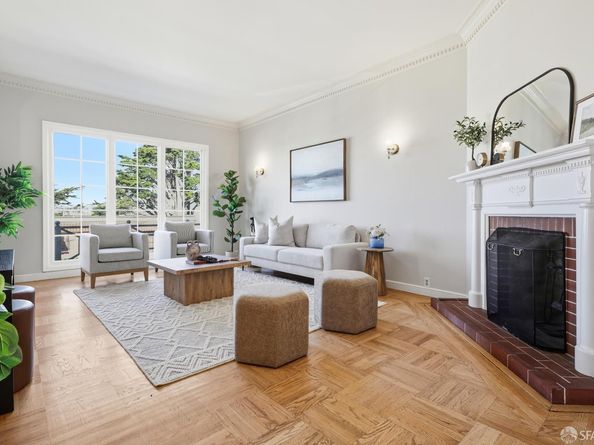 2050 16th Avenue, San Francisco CA 94116