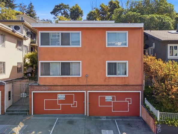 3206 Park Boulevard, Oakland CA 94610