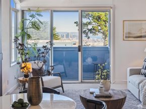 5330 Diamond Heights Boulevard J301, San Francisco CA 94131