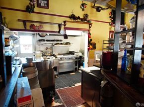 6586 Mission Street, Daly City CA 94014