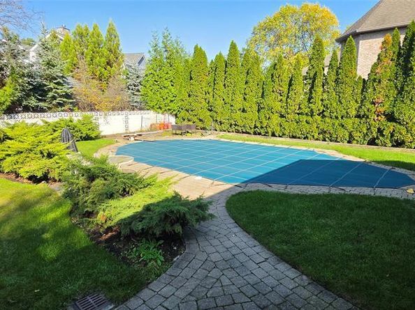 34 Carol Drive, Englewood Cliffs NJ 07632