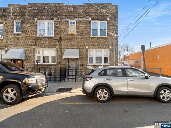 151 Stevens Avenue, Jersey City NJ 07305