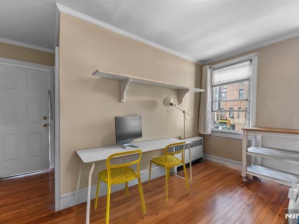237 Van Vorst Street, Jersey City NJ 07302