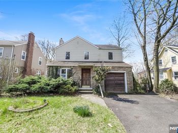 290 Van Nostrand Avenue