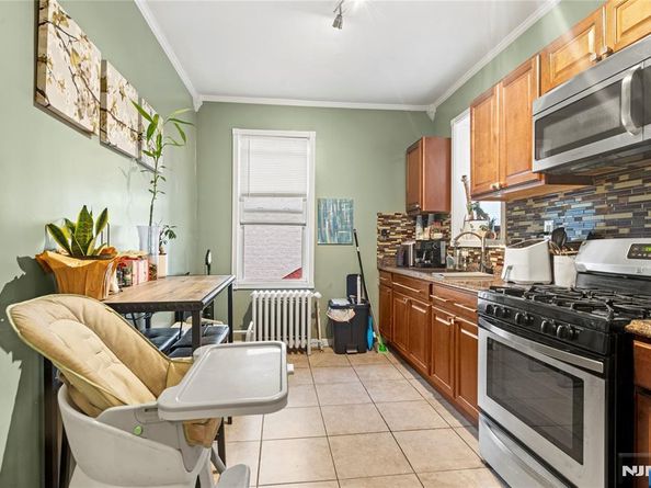 8610 1st Avenue, North Bergen NJ 07047
