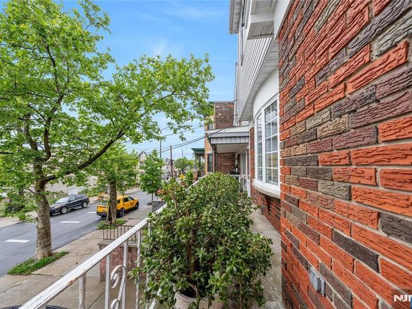 526 A Liberty Avenue, Jersey City NJ 07307