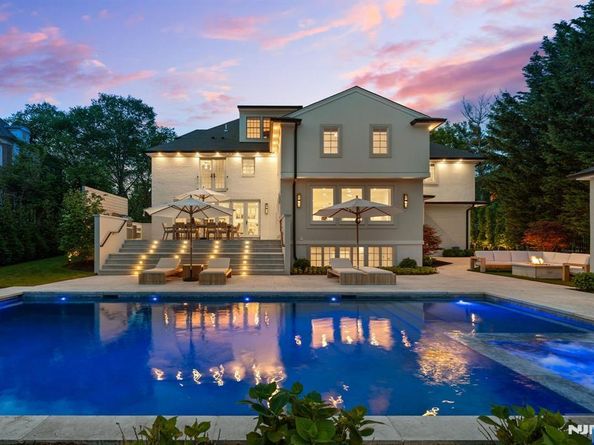306 Hutchinson Road, Englewood NJ 07631