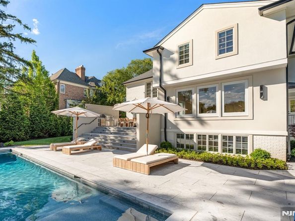 306 Hutchinson Road, Englewood NJ 07631