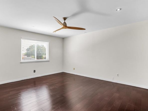 5418  Barcelona Drive , Garland Texas 75043