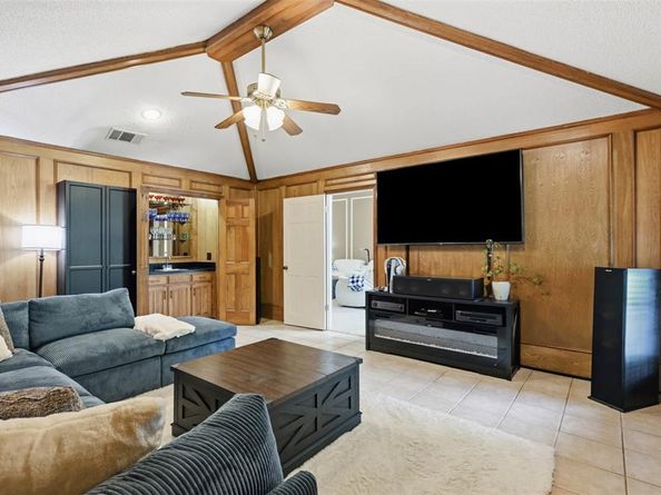 7212  Big Bear Lake Drive , Arlington Texas 76016