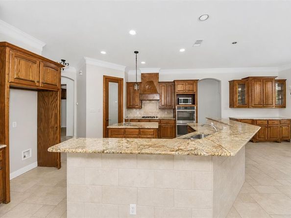 3908  Lakewood Heights Court , Fort Worth Texas 76179