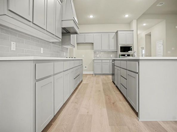 1027  Ella Drive , DeSoto Texas 75115