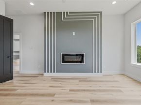 3914  Harlingen Street , Dallas Texas 75212