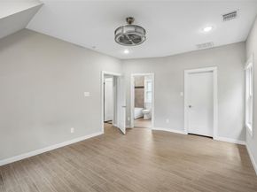 801 W Morphy Street , Fort Worth Texas 76104