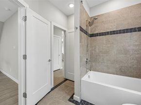 801 W Morphy Street , Fort Worth Texas 76104