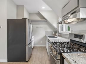 801 W Morphy Street , Fort Worth Texas 76104
