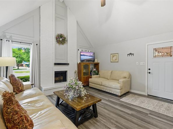 2848  Harbinger Lane , Dallas Texas 75287